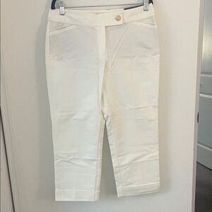 Ann Taylor Signature Cropped Leg Pants in white Sz 8 NWT